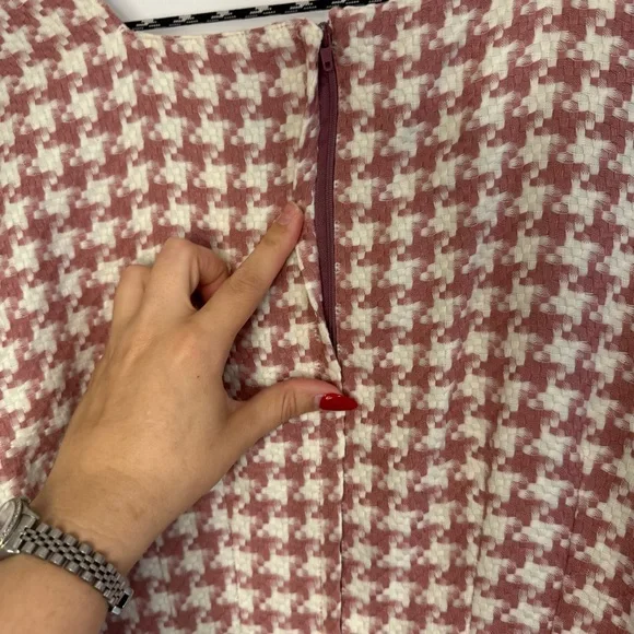 Vintage La Belle Pink And White Houndstooth Shift Dress With Cap Sleeves Size 13 - Picture 4 of 5